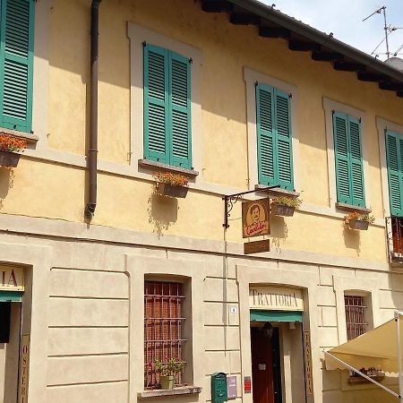 Carlito'S Trattoria Con Alloggio Vertemate Eksteriør bilde